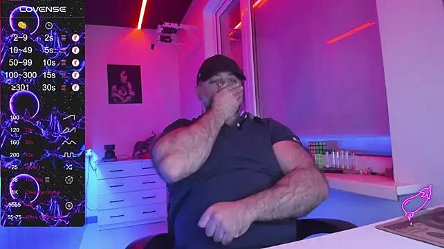 HAIR-MAN live cam on StripChat