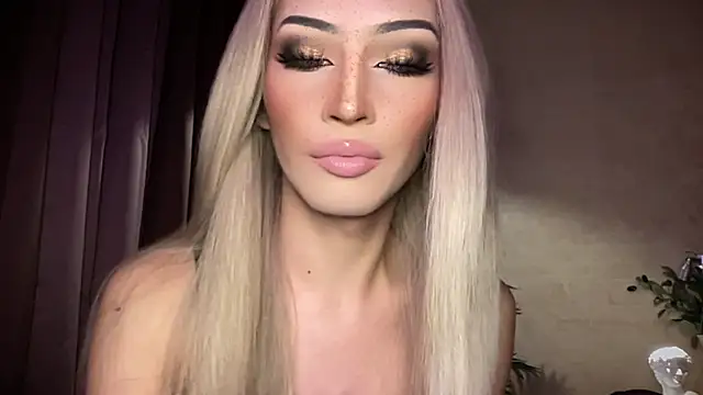 Alicegreenexx live cam on StripChat