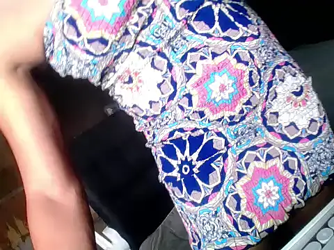 Precious_ThickDick_cummer live sex cam