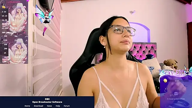 Luniverse live cam on StripChat