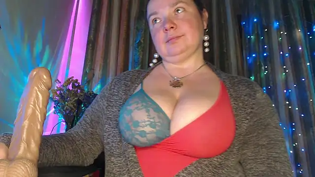amorelara live cam on StripChat