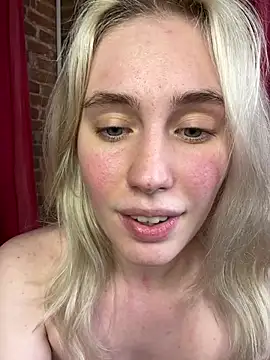 LovelyMiu live sex cam