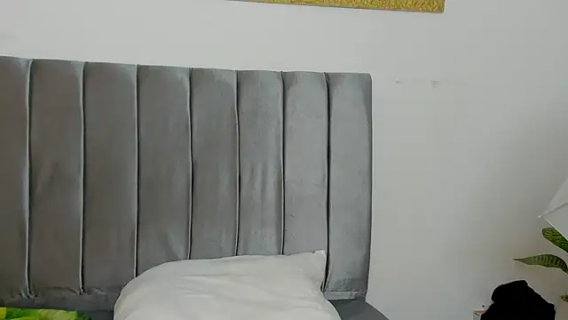 reniek_06 live cam on StripChat