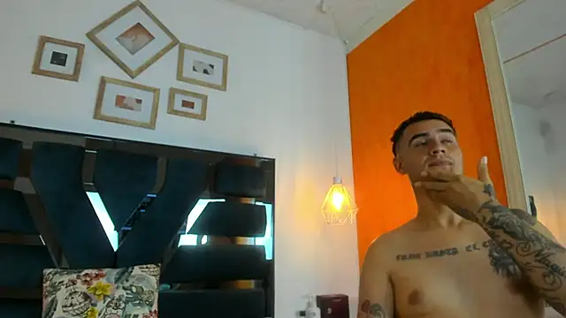 Irina_and_Max live sex cam