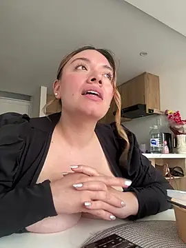 valery_mora live sex cam