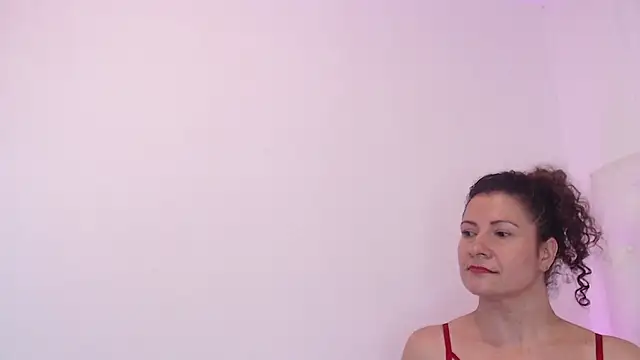 crystal_watson0 live cam on StripChat