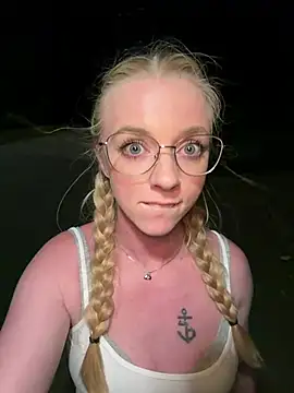 LinaLeana live sex cam