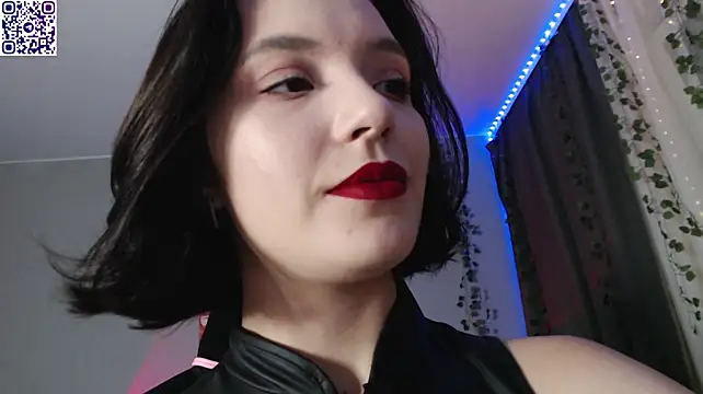 dolll_maiya live cam on StripChat