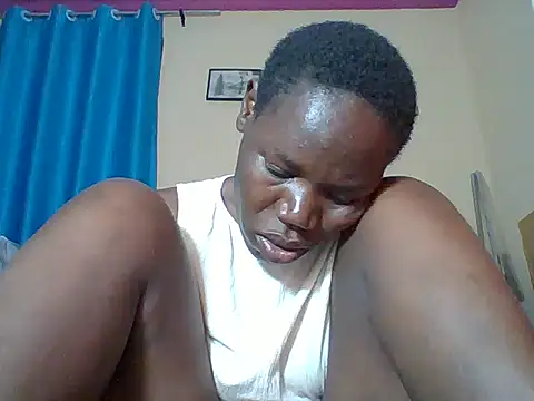 Blacksexyqueen24 live cam on StripChat