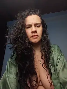 Blue_Chloe live cam on StripChat