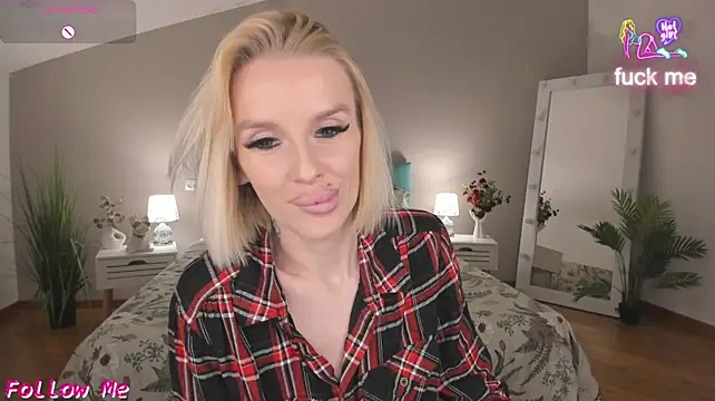 Fallen_angelll live cam on StripChat