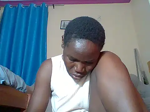 Blacksexyqueen24 live cam on StripChat