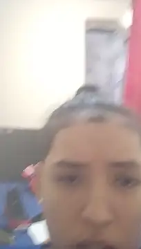 Tomboyhot77 live cam on StripChat