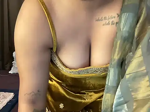 shanayaaa_1 live cam on StripChat
