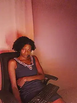 nzanizy live cam on StripChat