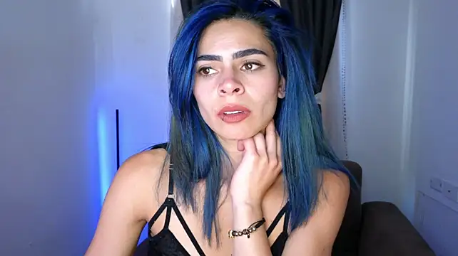 sexyladyy_ live cam on StripChat