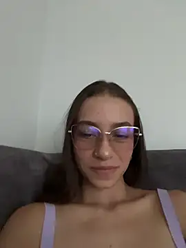 Chloe_Key live cam on StripChat