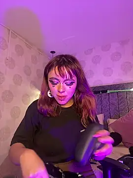 purplebunny_69 live cam on StripChat