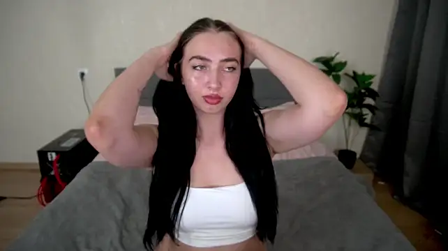 WildKittenX_ live sex cam