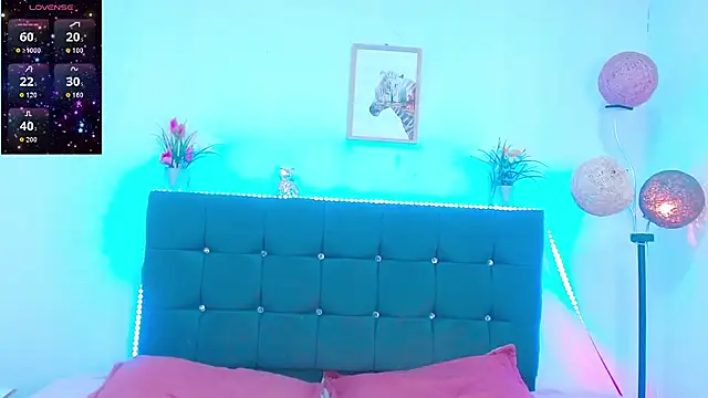 candy_lux_ live cam on StripChat