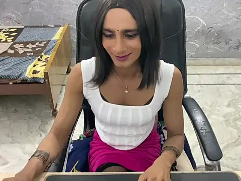 LuvLayla live sex cam