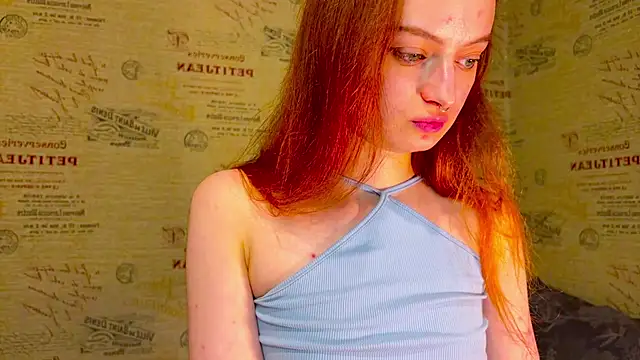 emi_less live cam on StripChat