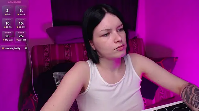 CherryNight6 live cam on StripChat