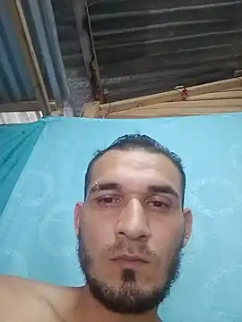 junior_926 live cam on StripChat
