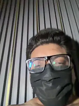 Knight_Dark96 live cam on StripChat