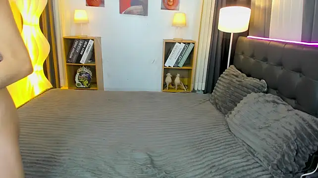 Naughty_Jessie live sex cam