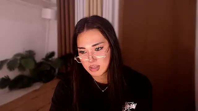 magnificent_kitana live sex cam