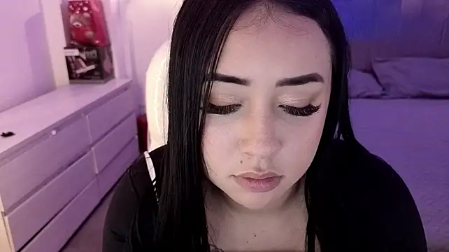 iam_sofiia live cam on StripChat