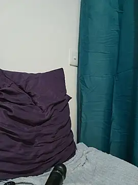 Indianbrownie live cam on StripChat