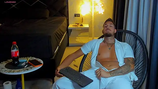 KennySteel live cam on StripChat