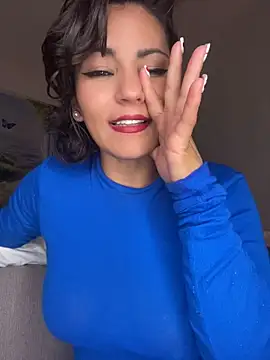eva_luz live cam on StripChat