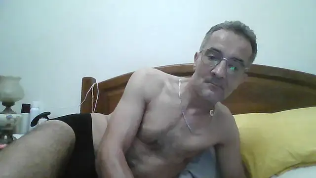 Rochinha73 live sex cam