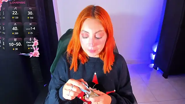 Violetaarey live cam on StripChat