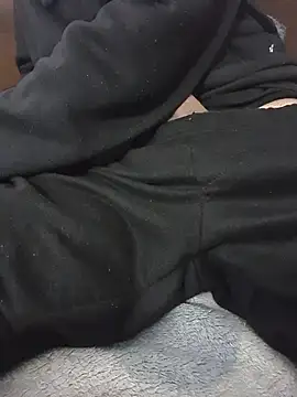 axc77 live cam on StripChat