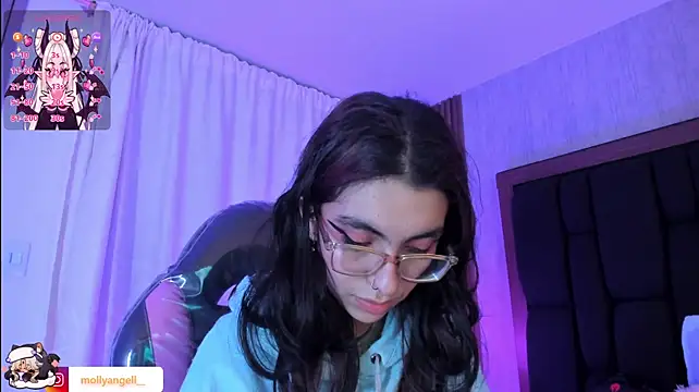 Molly_A live sex cam