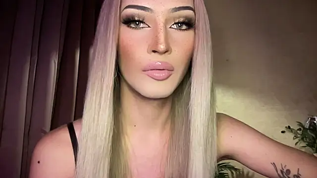 Alicegreenexx live sex cam