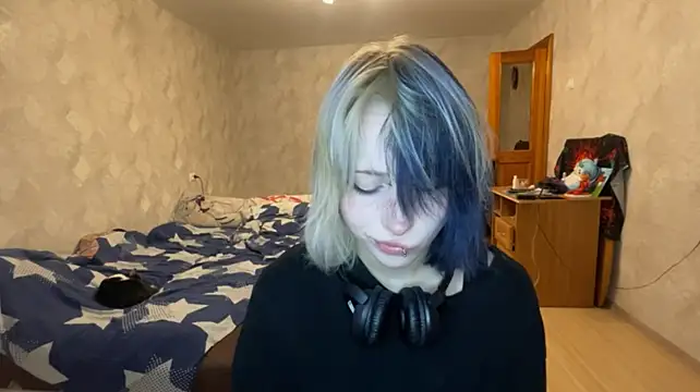 Shinecirtus22 live sex cam