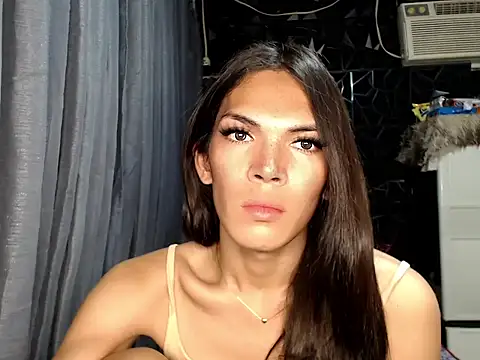 GORGEOUS_CARMEE live cam on StripChat