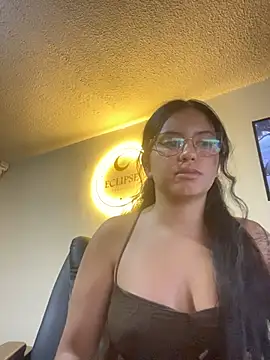 Rosita_forever_ live cam on StripChat