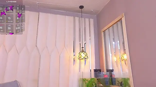 Megan_Do_Santos live sex cam
