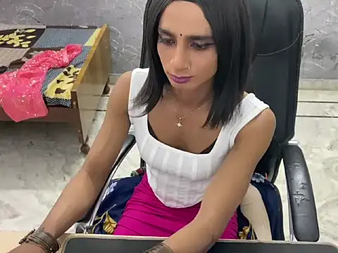 LuvLayla live sex cam