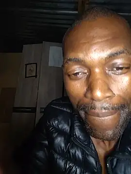 LeVeL43 live cam on StripChat
