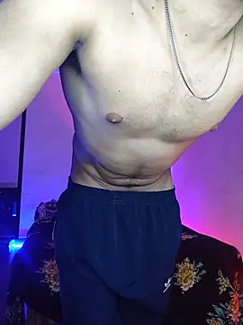 roxiii_ live cam on StripChat