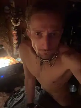 SexToyOnely live cam on StripChat