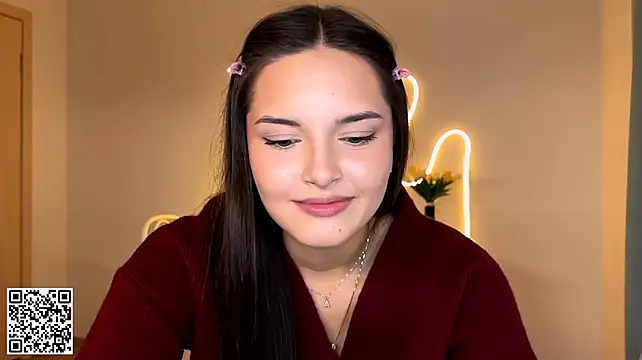 ScattyNoon live cam on StripChat