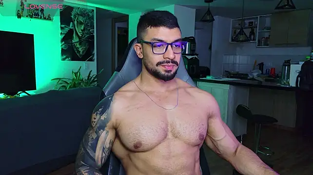 Michael_Diamond live cam on StripChat